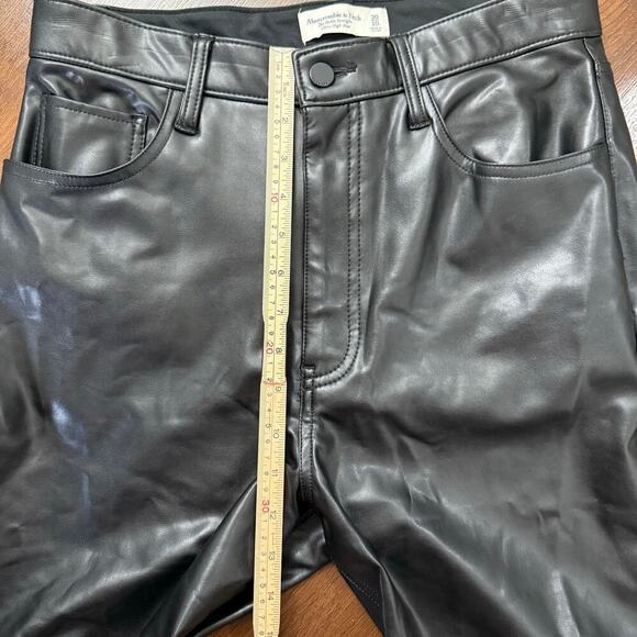 Abercrombie & Fitch Ankle Straight Ultra High Vegan Faux Leather Pants Sz 30/10L - Picture 6 of 8